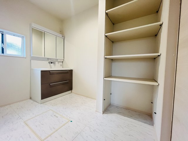 【脱衣所】 | 熊谷市上之第8期　ワイウッドコート　新築戸建　全8区画　1号棟