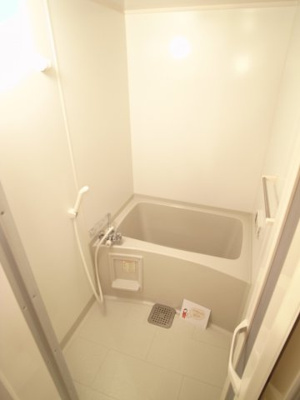 【浴室】 | ロジュマン　ミヤカイドウＤ | 一日の疲れを癒しましょう。