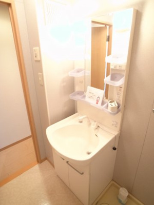 【洗面所】 | ロジュマン　ミヤカイドウＤ | 毎朝の身支度はこちらへ。