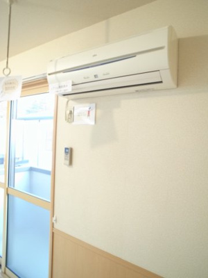 【設備】 | ロジュマン　ミヤカイドウＤ | エアコン完備。