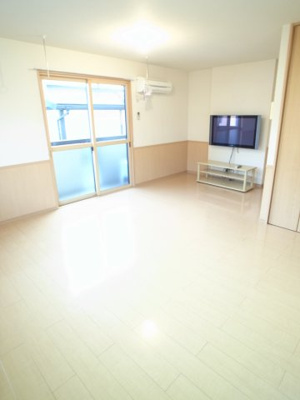 【寝室】 | ロジュマン　ミヤカイドウＤ | テレビ付きのお部屋です♪