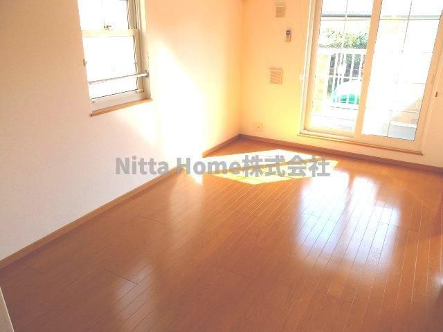 ミニョンストリートⅠの居間・リビング|6.3帖ダイニングキッチン♪