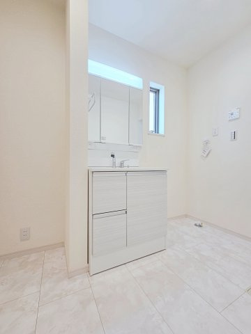 【洗面所】 | 知多市信濃川東部土地区画整理　１号棟