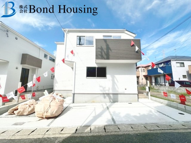 西明石駅まで徒歩17分　西明石東町1期　1号棟の駐車場