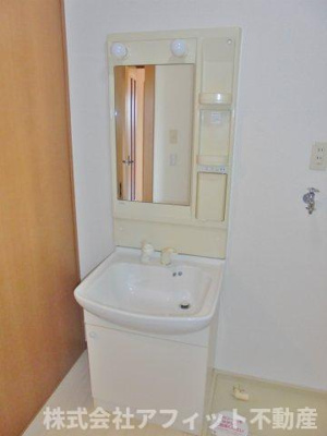 【洗面所】 | カームネスト | 洗髪洗面化粧台