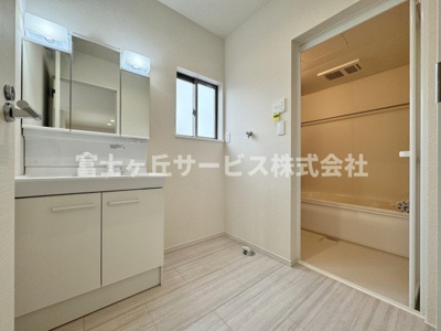 【脱衣所】 | 静岡市清水区吉川 22期 新築一戸建て 2号棟 | 脱衣場です