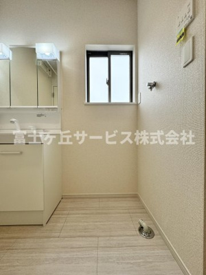 【ランドリースペース】 | 静岡市清水区吉川 22期 新築一戸建て 2号棟 | 洗濯機置き場です