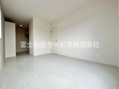 【寝室】 | 静岡市清水区吉川 22期 新築一戸建て 2号棟 | 落ち着いて過ごせる寝室です