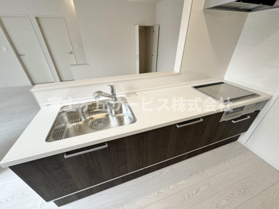 【キッチン】 | 静岡市清水区吉川 22期 新築一戸建て 2号棟 | 広々としていてお料理がしやすいキッチンです