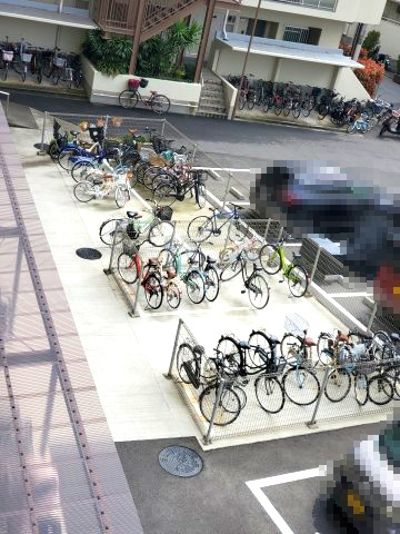 ハイマート若江　2号棟の駐輪場