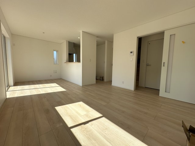 小田原市柳新田 新築戸建　全1棟1号棟の居間・リビング