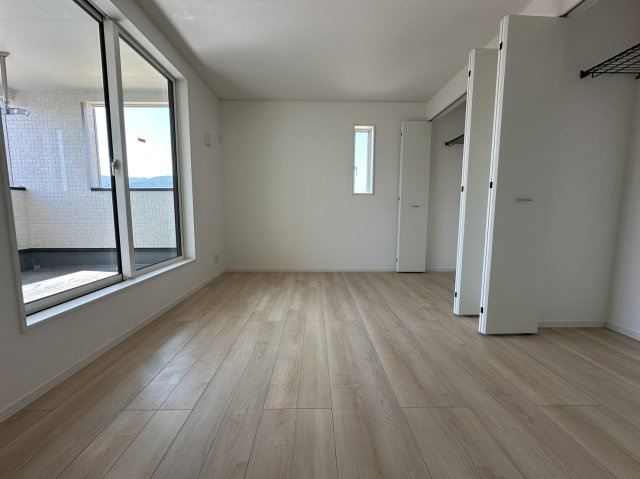 小田原市柳新田 新築戸建　全1棟1号棟の洋室