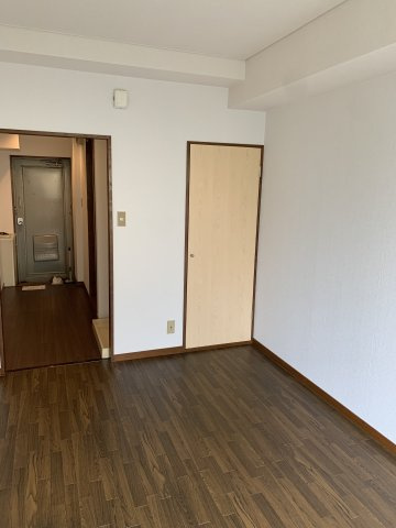 ホワイトマンション