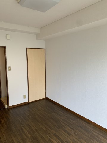 ホワイトマンション