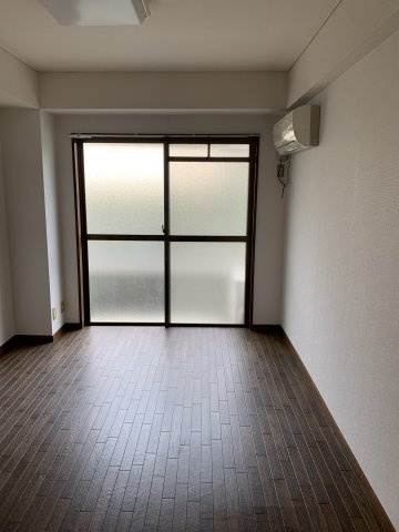 ホワイトマンション