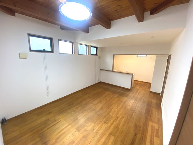 笹目二丁目中古戸建の居間・リビング