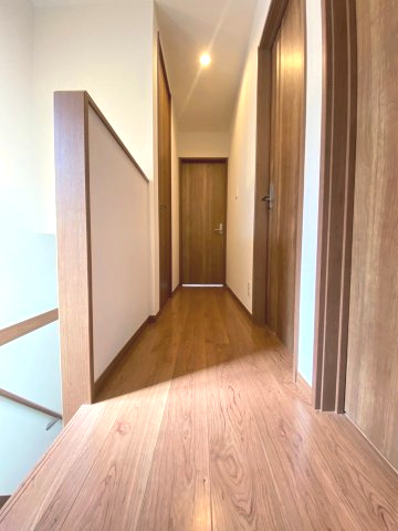 【価格改定】乙訓郡大山崎町字下植野小字寺門の内装|2階廊下