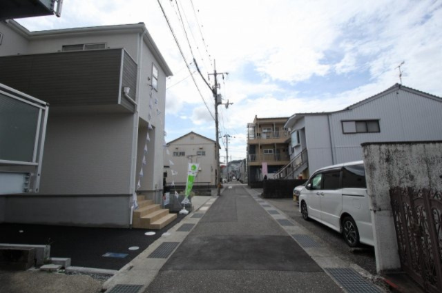 桟橋通4丁目　新築戸建　クレイドルガーデン　１号棟の前面道路含む現地写真
