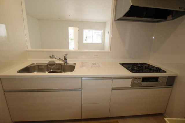 桟橋通4丁目　新築戸建　クレイドルガーデン　１号棟のキッチン