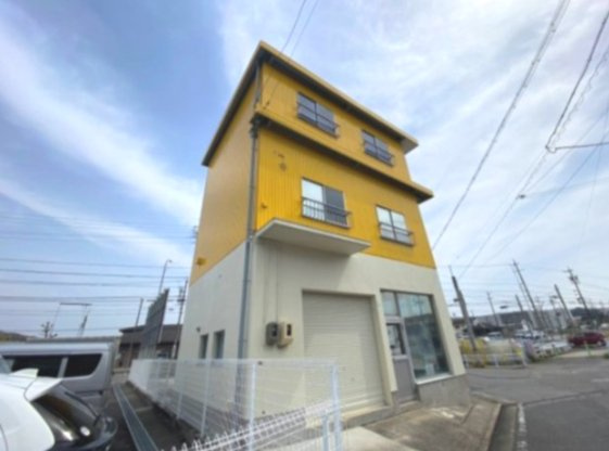 小呂町5丁目店舗の外観