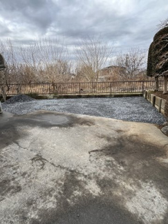 【駐車場】 | 1台込　2台目2000円