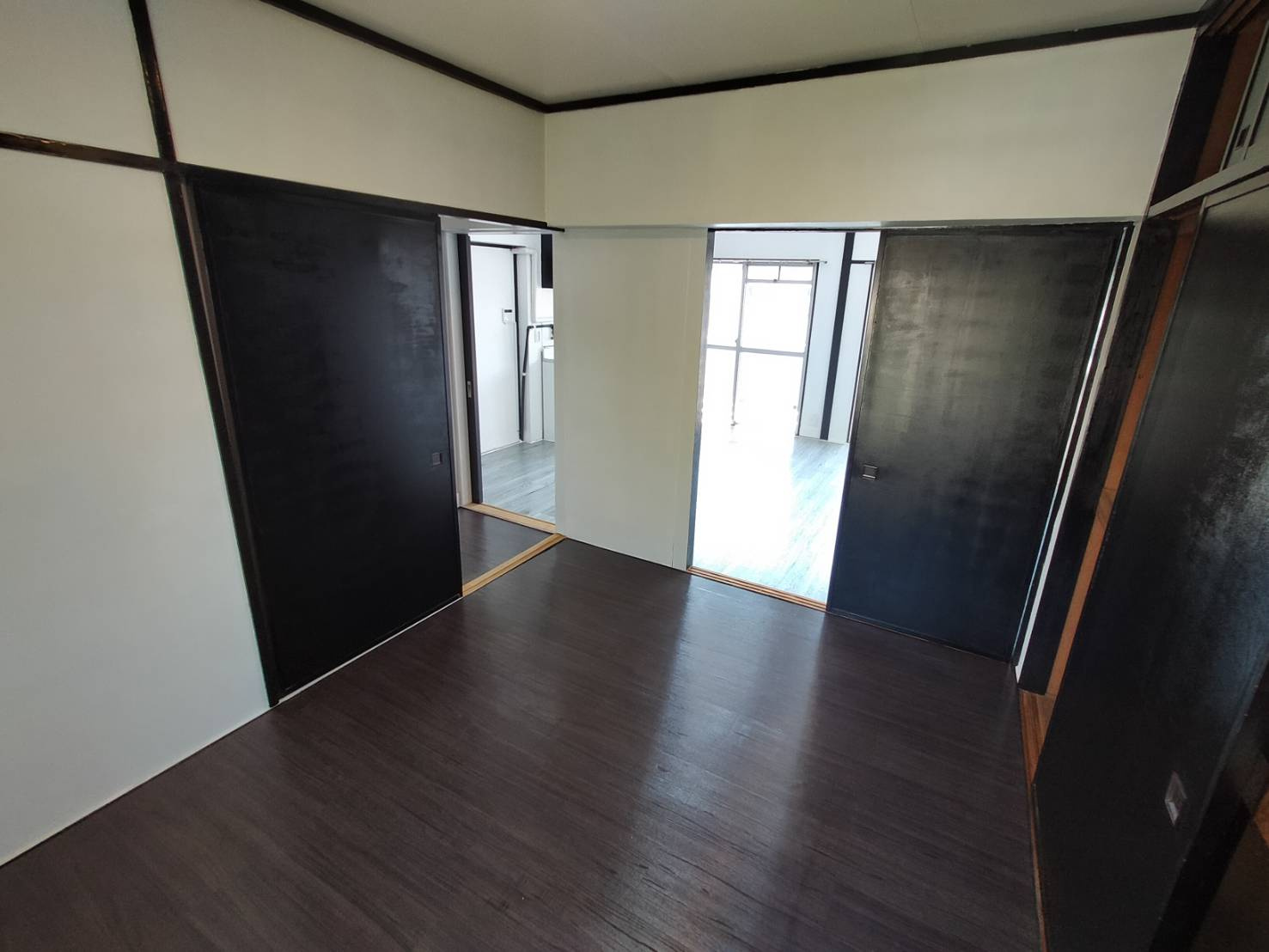 やよいマンションS-3の洋室