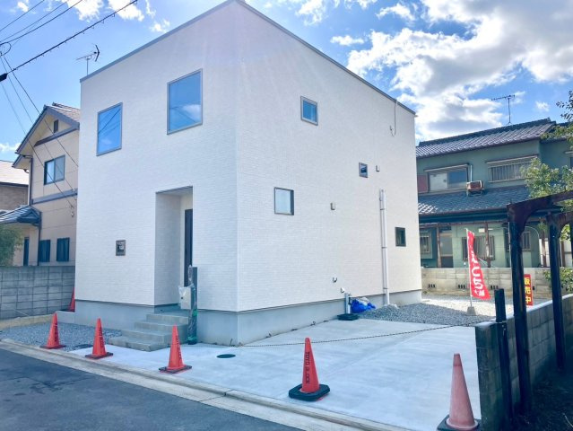 高松市木太町⑯　駐車2台可能　オール電化新築住宅