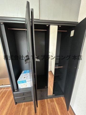 仲介手数料０円！リブローネ南山の収納