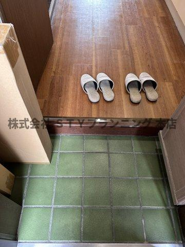 仲介手数料０円！リブローネ南山の玄関