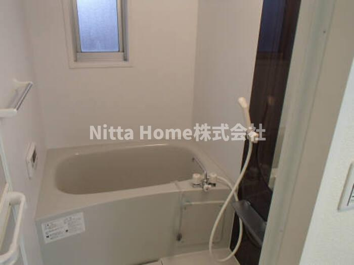 コーポ小谷ヶ丘の浴室|追い炊き機能完備◎