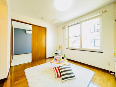 【居間・リビング】 | 【CP対象】ELGRAND(エルグランド)N28 | ゆったりとした居間です