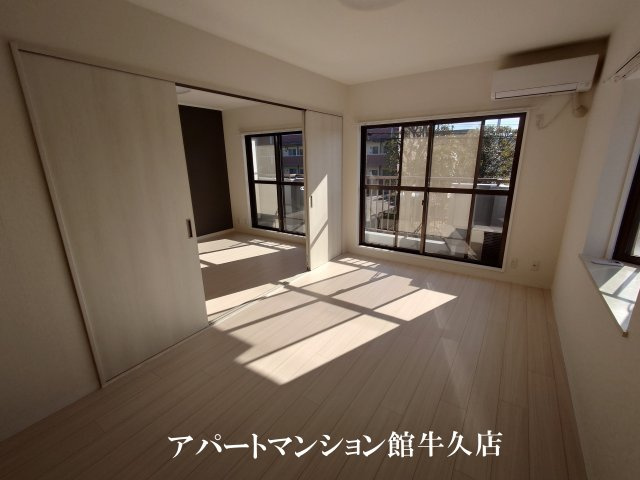 リブレス牛久の洋室