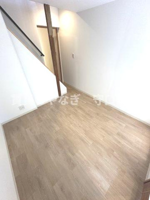 【洋室】 | 大久保町貸家