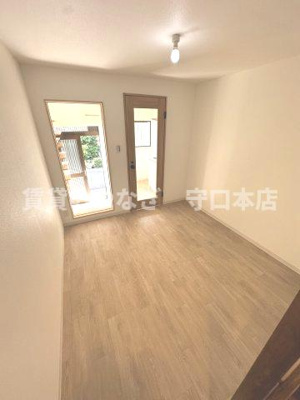 【居間・リビング】 | 大久保町貸家