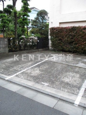【駐車場】 | 第2横溝コーポ | 駐車場があります
