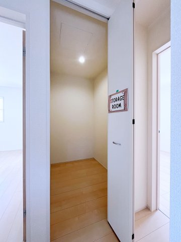 新築戸建・建売　いわき市内郷御台境町1期　Livele Garden　全2棟の収納|季節物の大きな家電など収納できるほど広々のストレージルーム付き！