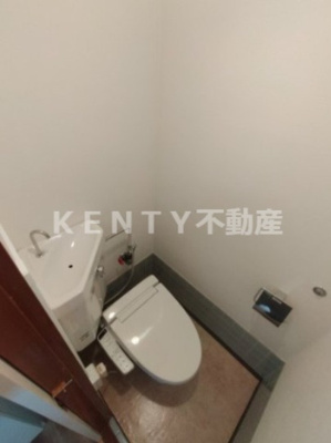 【トイレ】 | 第2横溝コーポ | 落ち着いた色調のトイレです