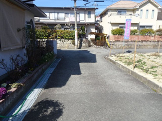 【前面道路含む現地写真】 | 川西市平野1丁目　建築条件無土地