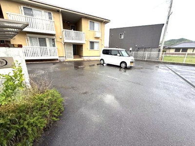 【駐車場】 | グランモア野神