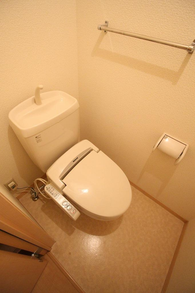 ムーンリバーⅡのトイレ|※お部屋により仕様が異なる場合があります。