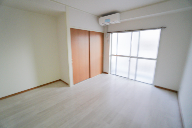 Fitsビル本川町
