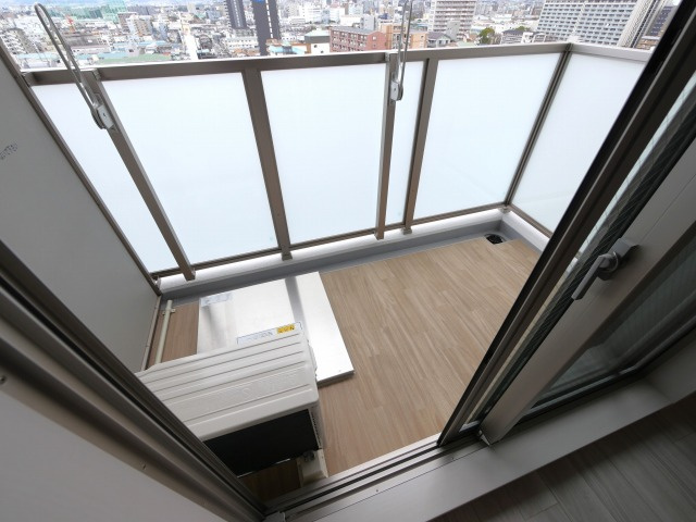 エスリードレジデンス東三国デュオのバルコニー