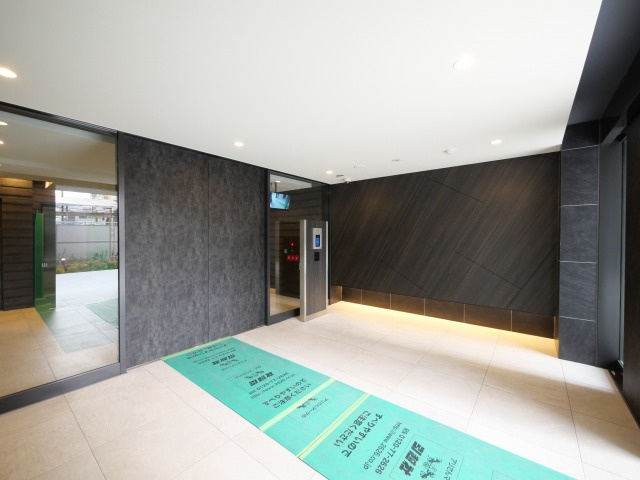 エスリードレジデンス東三国デュオのロビー