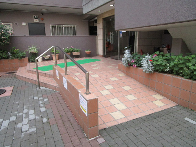 プライム東大井のロビー