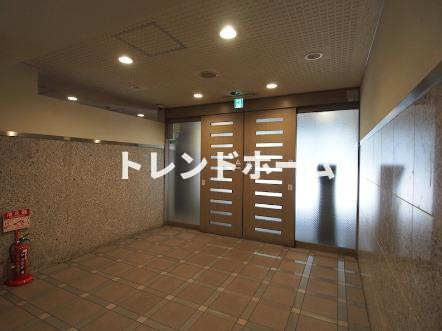 エスリード本町のエントランス|選べる家電プランあり！！