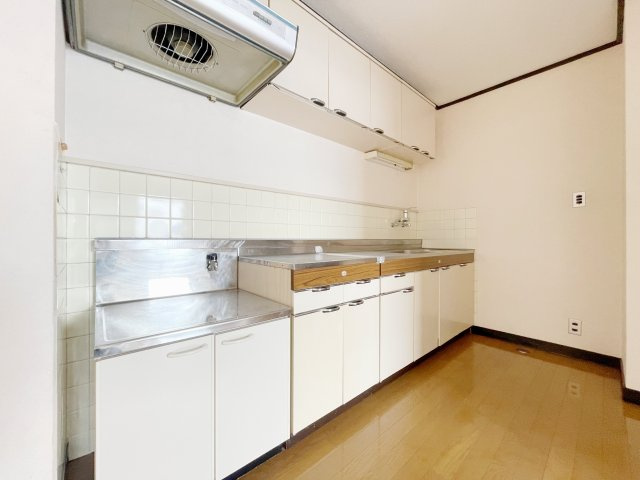 郡山市大町2丁目　信和大町マンション　4F　赤木小・第二中のキッチン