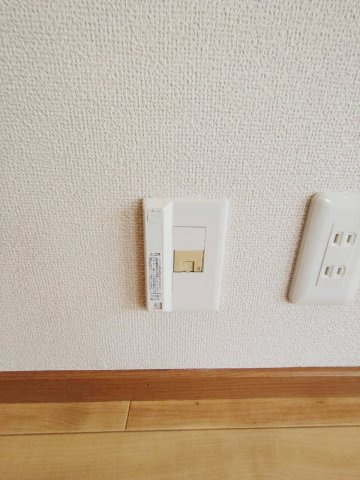 メゾン・ド・葉山のエントランス|全室南向き角部屋２面採光　耐震耐火旭化成ヘーベルメゾン