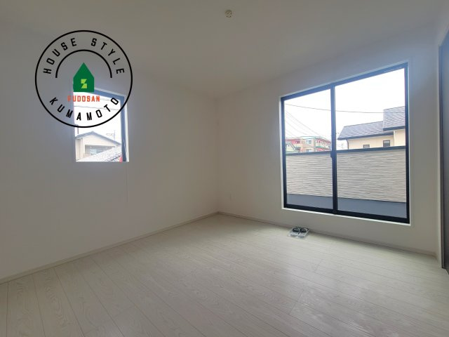 合志市幾久富第1-2棟（2号棟）　の子供部屋|穏やかな光が差し込む室内には、穏やかな時間が流れます。