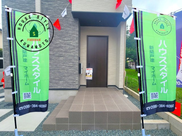 合志市幾久富第1-2棟（2号棟）　の玄関|おでかけの時も帰った時も、「我が家」を最初に感じでもらえる素敵な空間に。