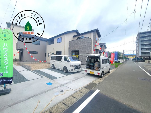 合志市幾久富第1-2棟（2号棟）　の前面道路含む現地写真|見学の時間などお気軽にお問い合わせ下さい。